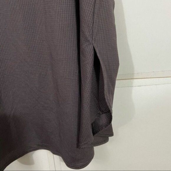 NWT Fabletics Mauve Split Mesh Active Tank Top - Picture 3 of 4